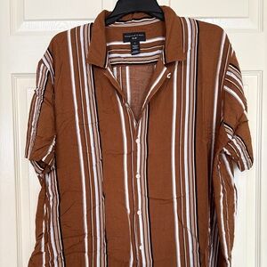 Shaquille O’Neal men’s button down shirt